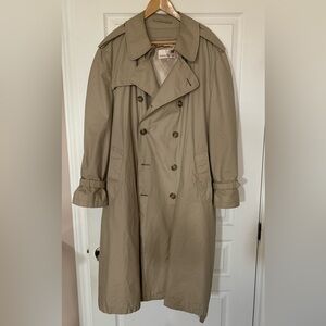 70s 42R Wool-Lined Tan Double-Breasted Trench Coat